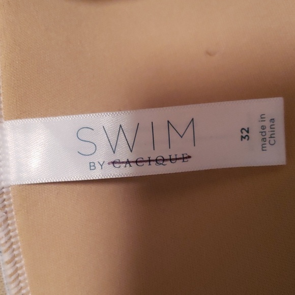 Plus Size 32 Women's Lane Bryant Swimsuit Top Blue wireless tie dye 5x/6x 🏊♂️ - Picture 5 of 9